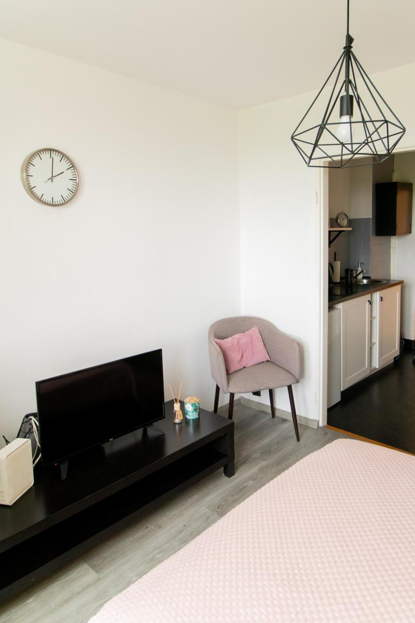 Piotrapartments - Daleka Cozy Train&Airport Apartment 바르샤바 외부 사진