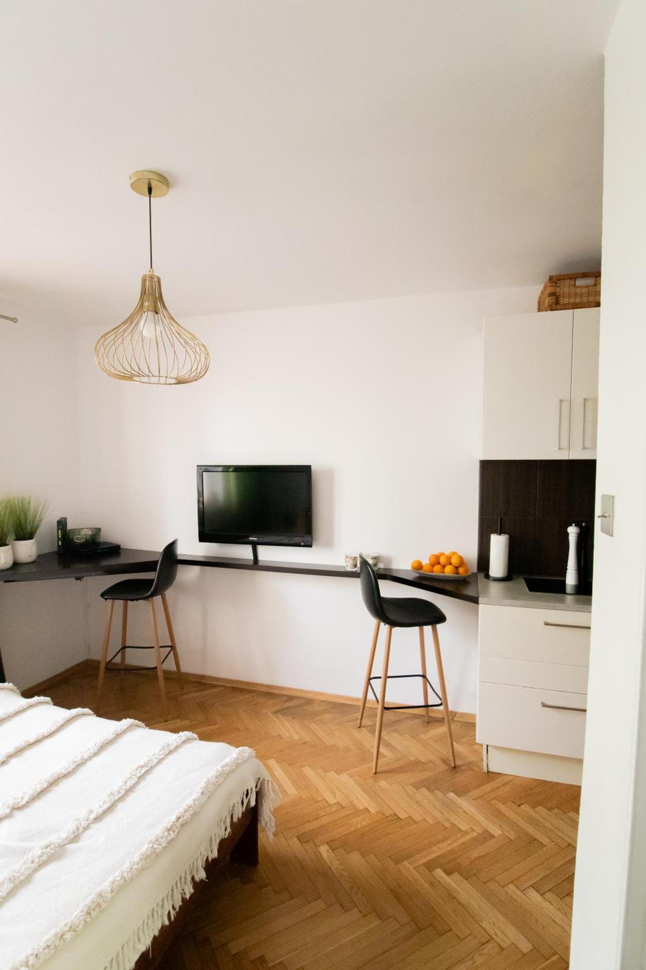 Piotrapartments - Daleka Cozy Train&Airport Apartment 바르샤바 외부 사진