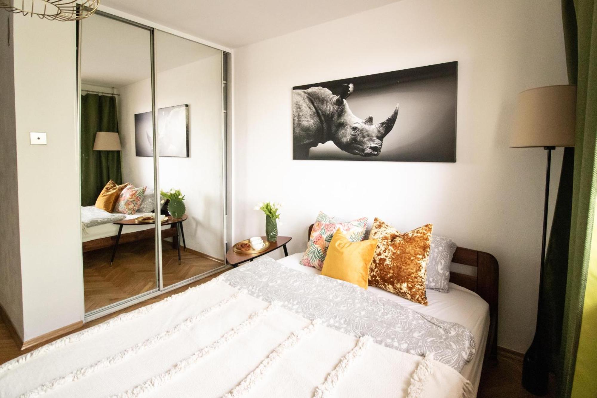 Piotrapartments - Daleka Cozy Train&Airport Apartment 바르샤바 외부 사진